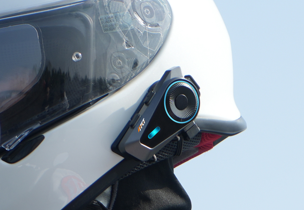 포팩트, 헬멧 블루투스 ‘MAX01’ 출시… 인터콤·노이즈 캔슬링·IPX7 방수 지원